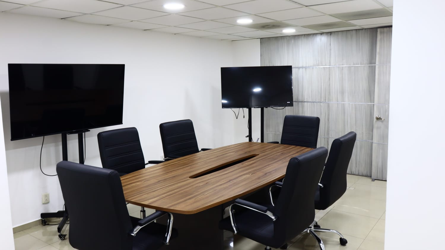 Sala de Juntas equipada de Oficinas ABC
